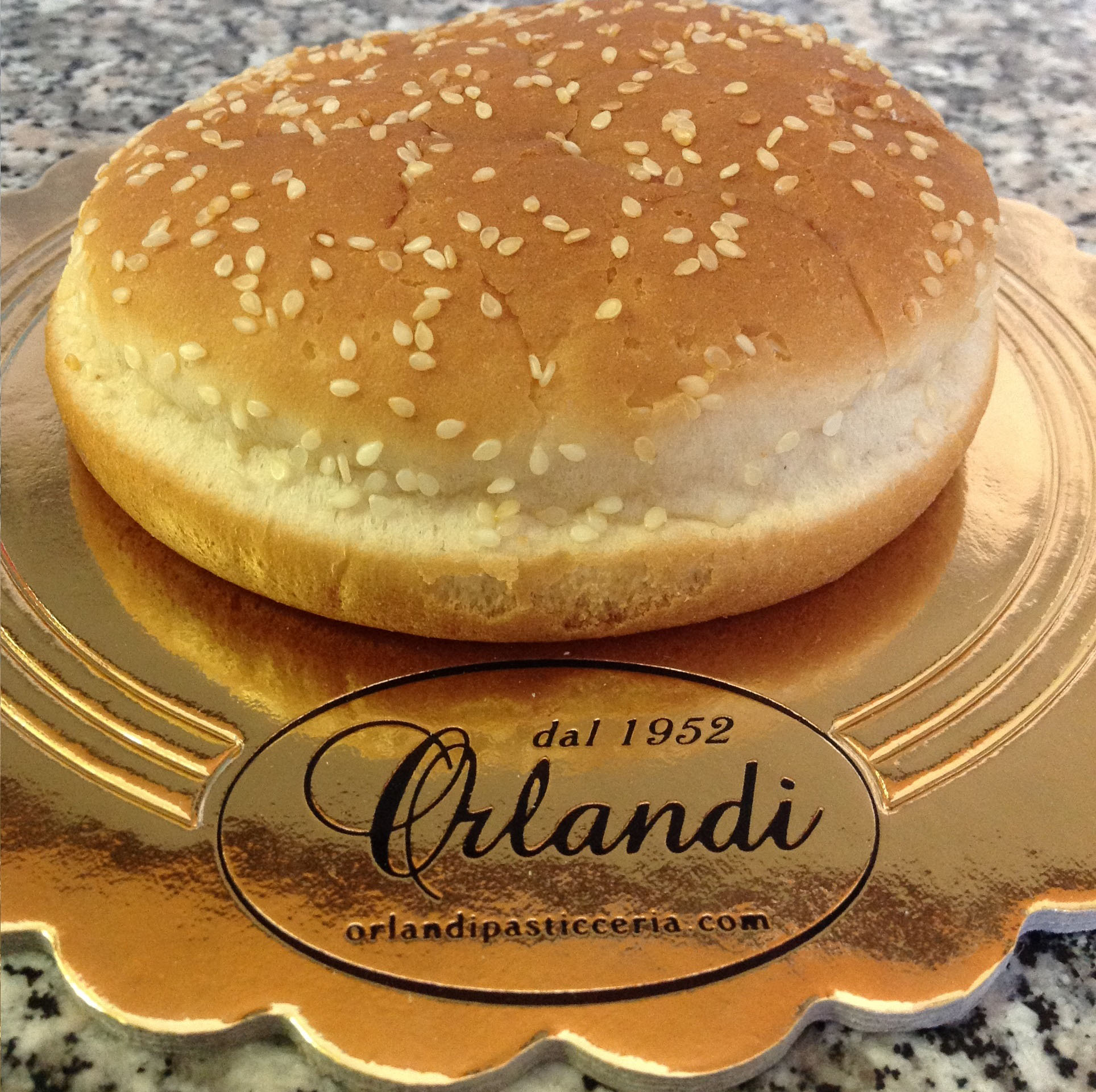 ci siamo superati…Panino Hamburger senza glutine e lattosio